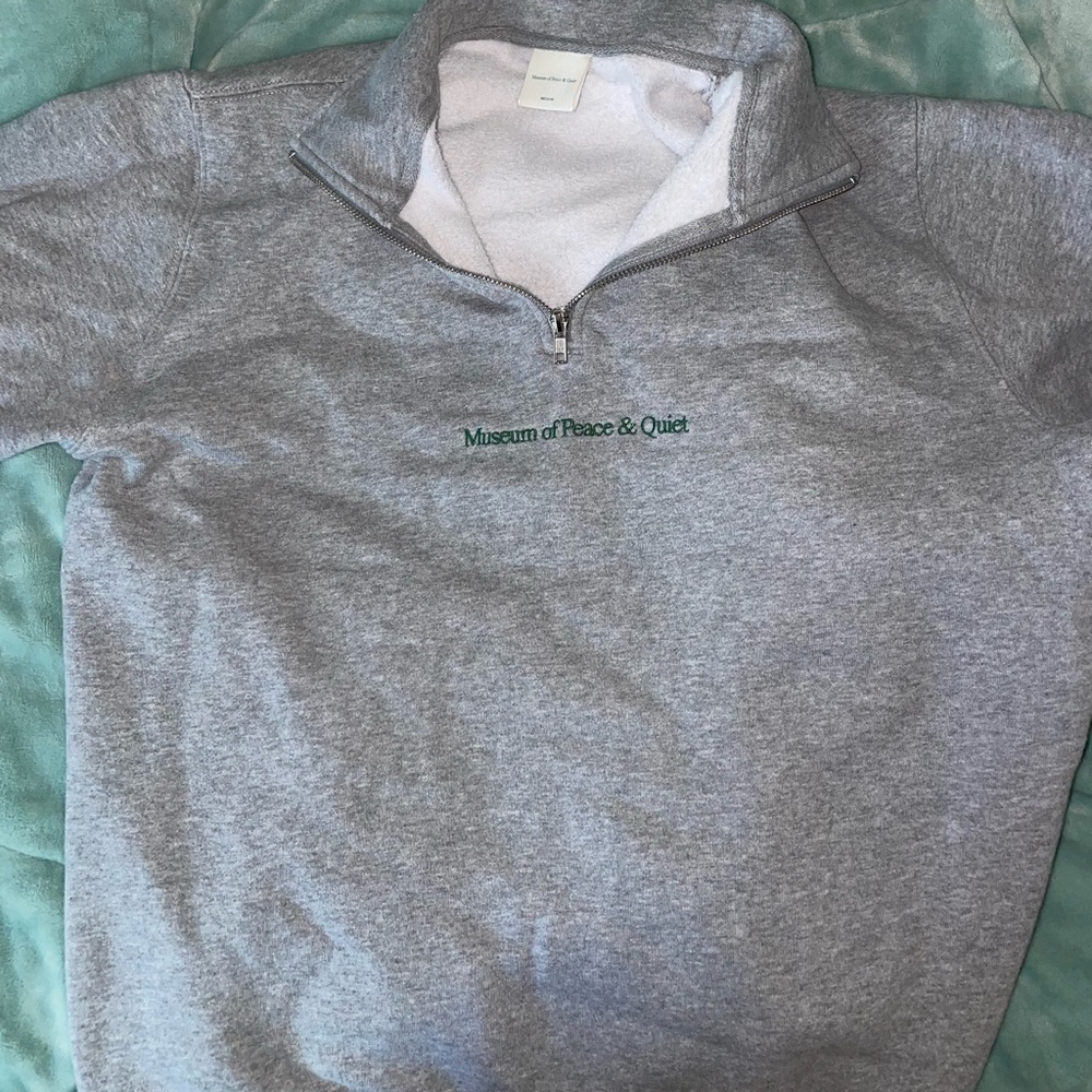 Museum of Peace and Quiet size M